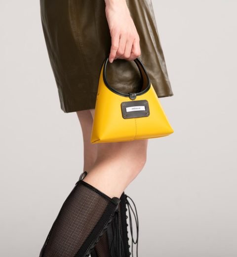 mlouye-hobo-xs-yellow-l1_34d95e91-dceb-4c4e-9775-598db65dad92.jpg mlouye-hobo-xs-yellow-l1_34d95e91-dceb-4c4e-9775-598db65dad92.jpg